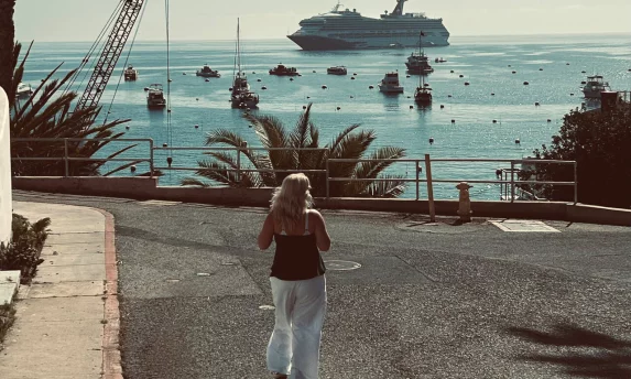 Photo of model @yourgirldawn