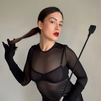 Photo of model @yourladymidnight