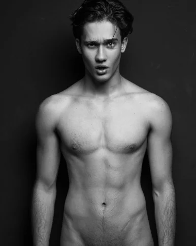 Photo of model @yourpawpatrol