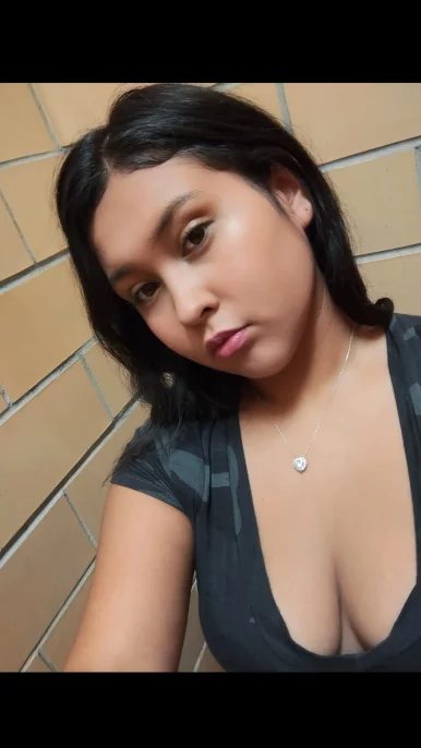 Photo of model @yourprettygirll