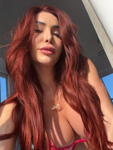 Photo of model @yoursexidoll