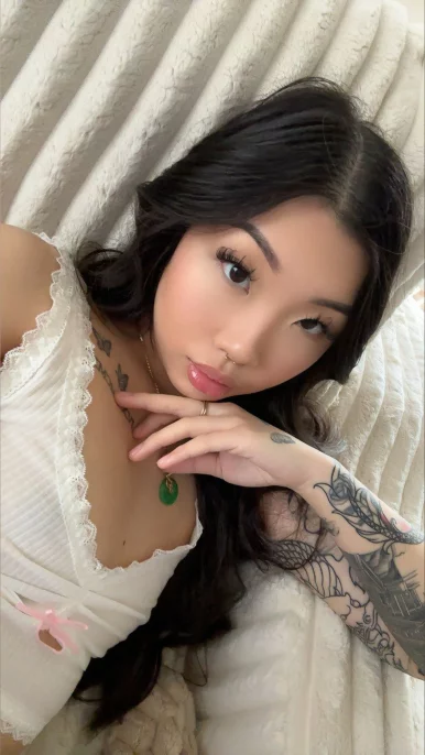 Photo of model @yukidreamsxo