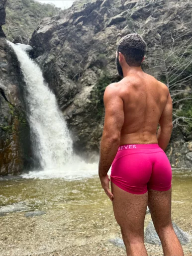 Photo of model @zarif_atool