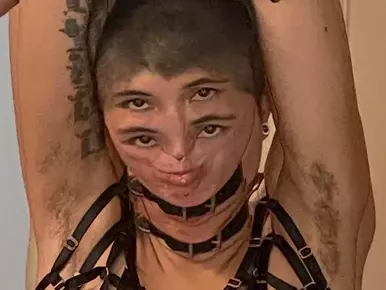 Photo of model @zattylonglegs