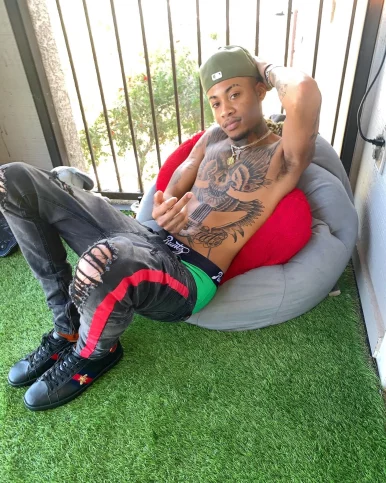 Photo of model @zettasworld2