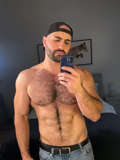 Photo of model @zeus_free