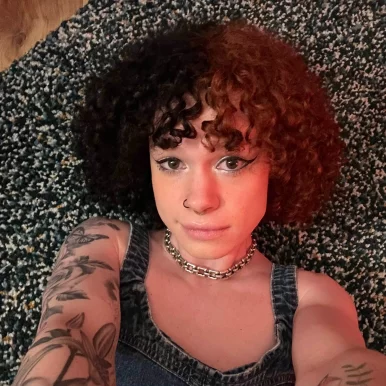 Photo of model @zoelagoblina