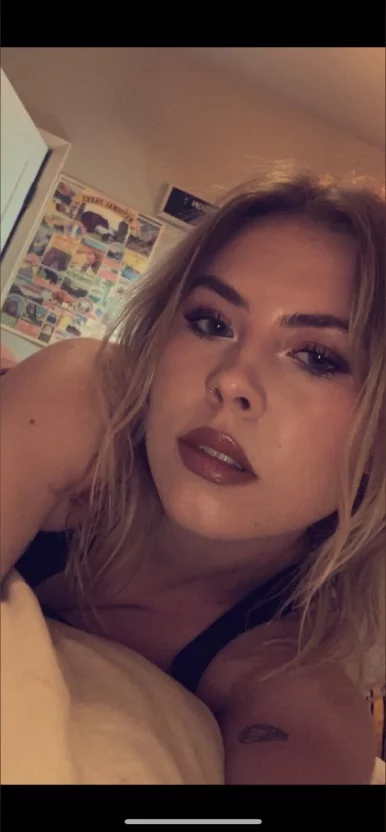 Photo of model @zoesuum