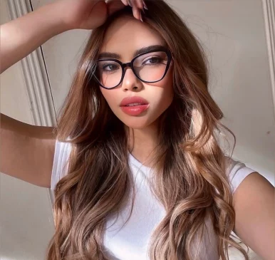 Photo of model @zoey_ash