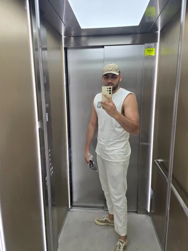 Photo of model @zogisraeli